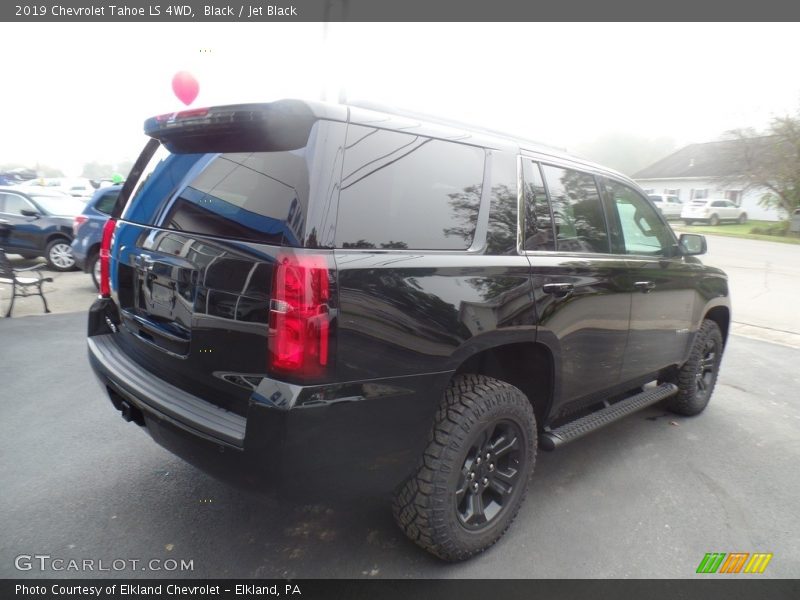 Black / Jet Black 2019 Chevrolet Tahoe LS 4WD