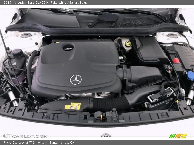 Polar White / Sahara Beige 2019 Mercedes-Benz GLA 250