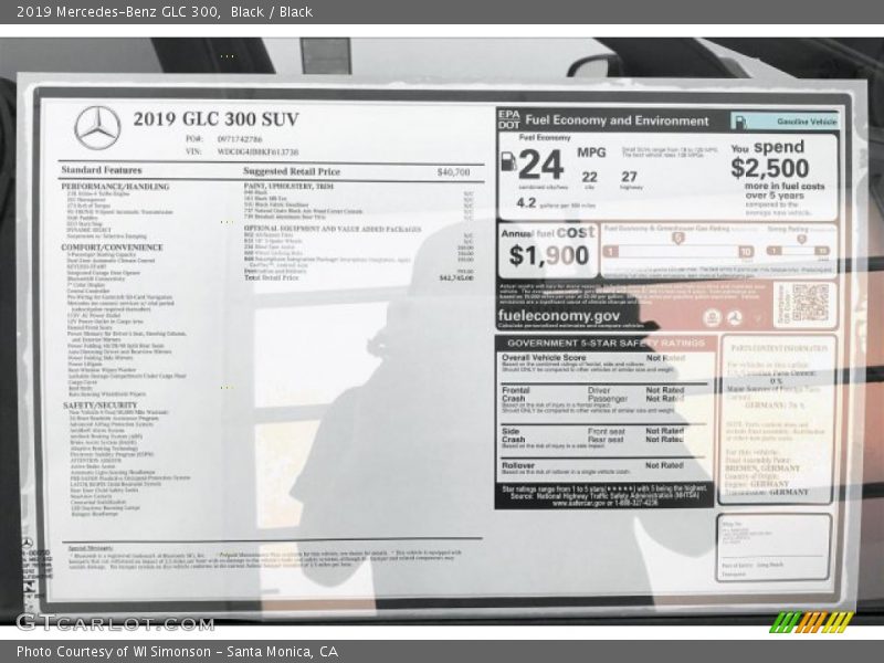 Black / Black 2019 Mercedes-Benz GLC 300