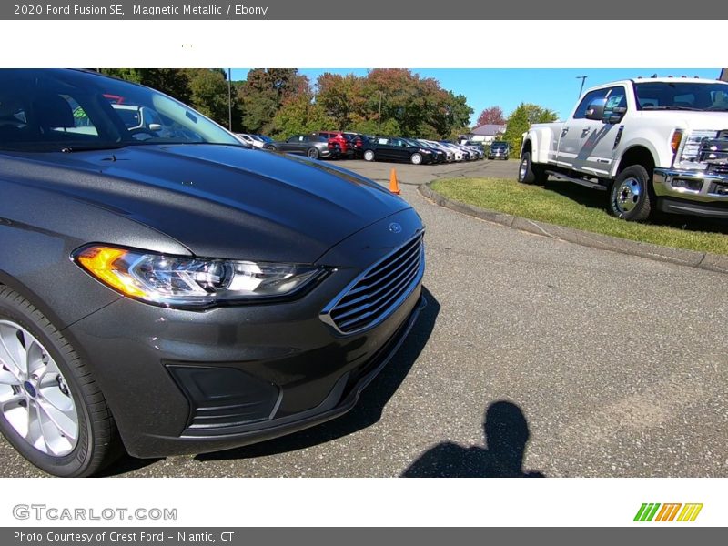 Magnetic Metallic / Ebony 2020 Ford Fusion SE