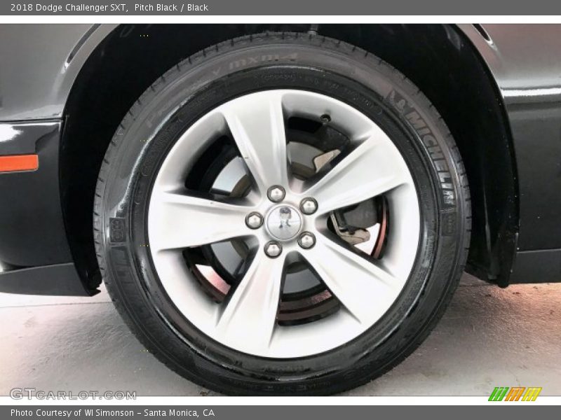 Pitch Black / Black 2018 Dodge Challenger SXT