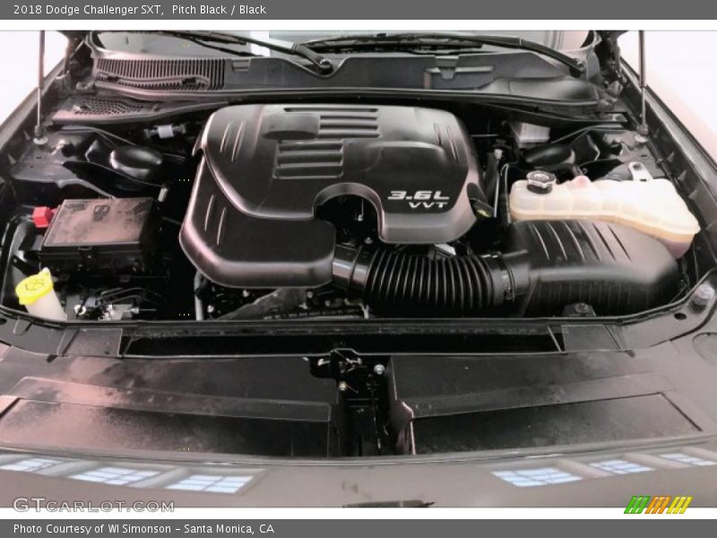 Pitch Black / Black 2018 Dodge Challenger SXT