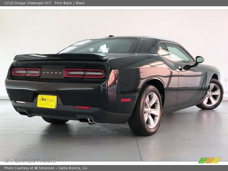 Pitch Black / Black 2018 Dodge Challenger SXT