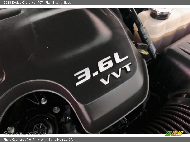 Pitch Black / Black 2018 Dodge Challenger SXT