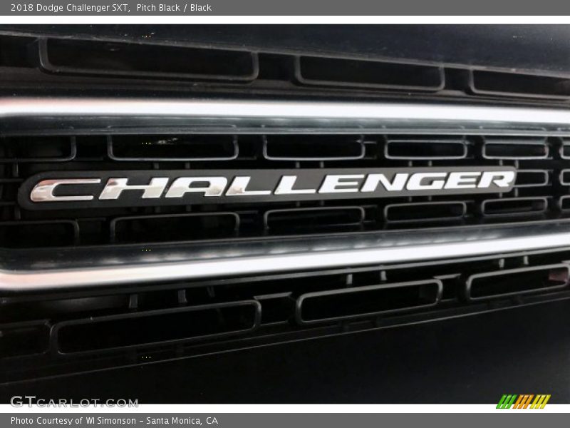 Pitch Black / Black 2018 Dodge Challenger SXT