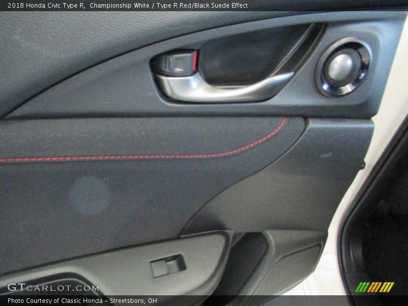 Championship White / Type R Red/Black Suede Effect 2018 Honda Civic Type R