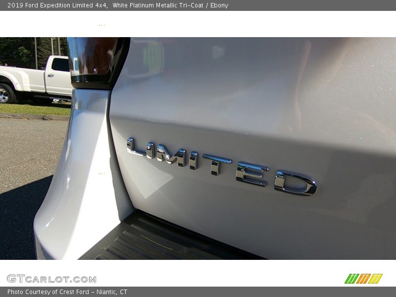 White Platinum Metallic Tri-Coat / Ebony 2019 Ford Expedition Limited 4x4
