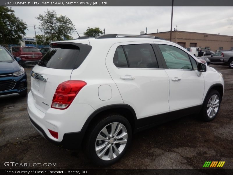 Summit White / Jet Black 2020 Chevrolet Trax Premier AWD