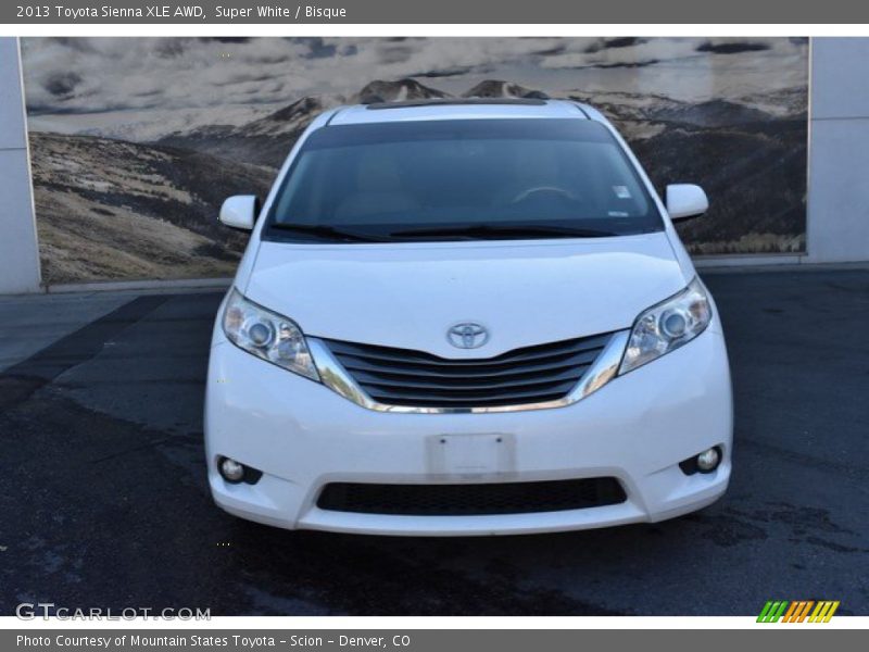 Super White / Bisque 2013 Toyota Sienna XLE AWD