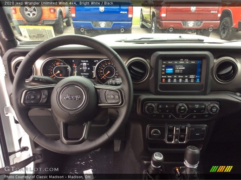 Bright White / Black 2020 Jeep Wrangler Unlimited Willys 4x4