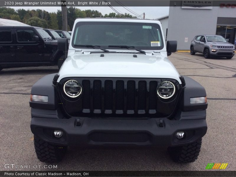 Bright White / Black 2020 Jeep Wrangler Unlimited Willys 4x4