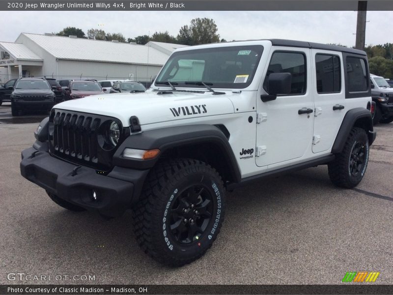 Bright White / Black 2020 Jeep Wrangler Unlimited Willys 4x4