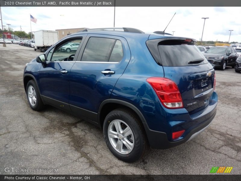 Pacific Blue Metallic / Jet Black 2020 Chevrolet Trax LT AWD
