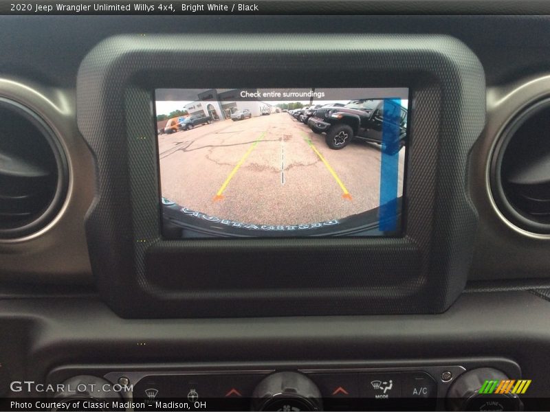 Bright White / Black 2020 Jeep Wrangler Unlimited Willys 4x4