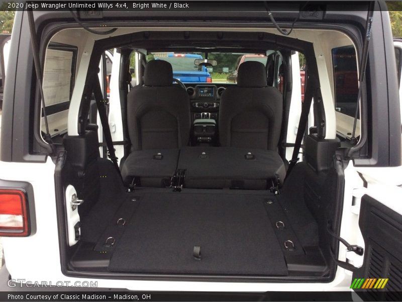 Bright White / Black 2020 Jeep Wrangler Unlimited Willys 4x4