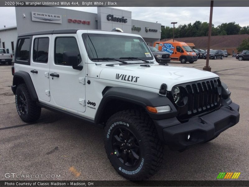 Bright White / Black 2020 Jeep Wrangler Unlimited Willys 4x4