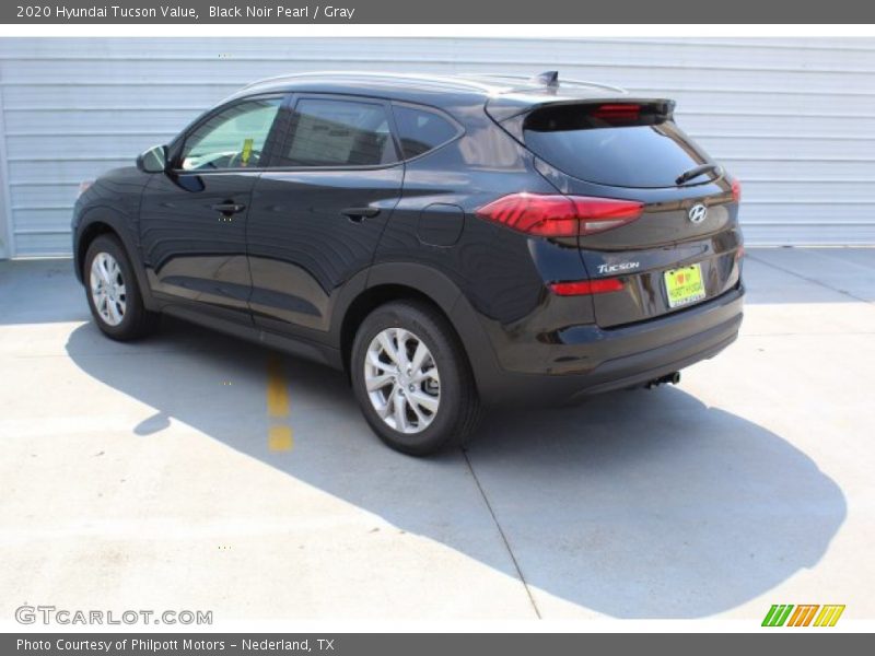 Black Noir Pearl / Gray 2020 Hyundai Tucson Value