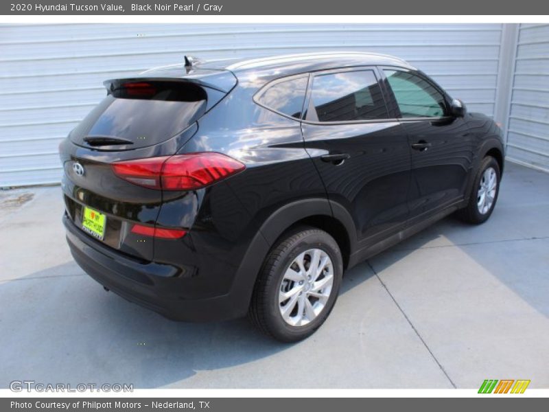 Black Noir Pearl / Gray 2020 Hyundai Tucson Value