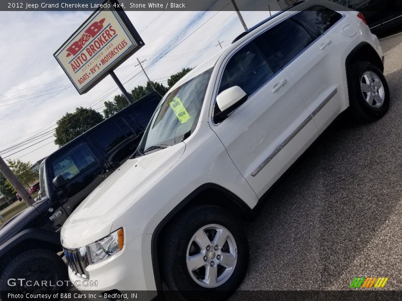 Stone White / Black 2012 Jeep Grand Cherokee Laredo 4x4