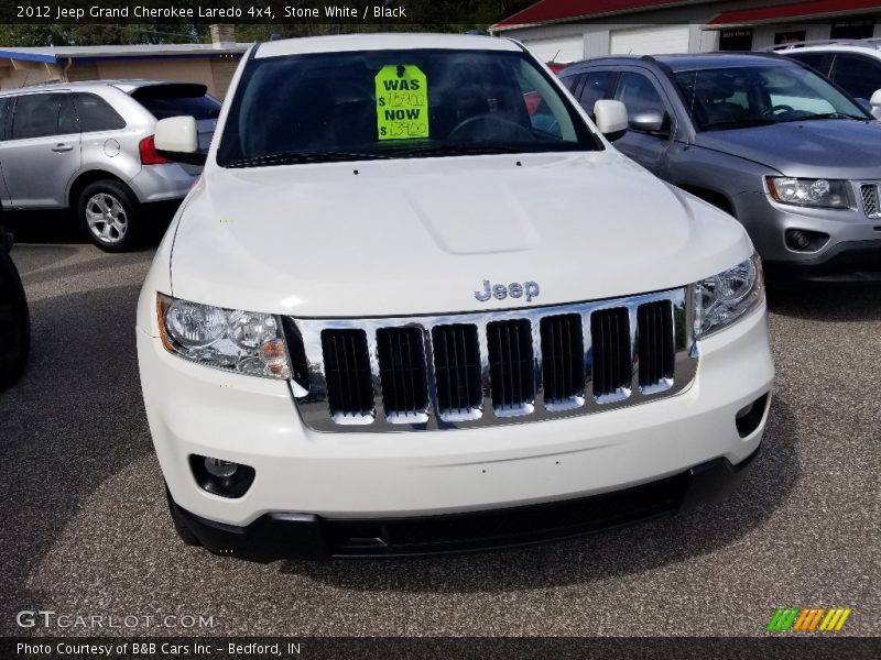 Stone White / Black 2012 Jeep Grand Cherokee Laredo 4x4