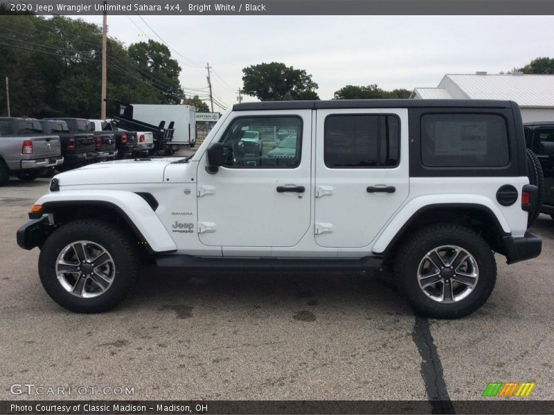 Bright White / Black 2020 Jeep Wrangler Unlimited Sahara 4x4