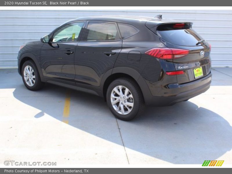 Black Noir Pearl / Black 2020 Hyundai Tucson SE