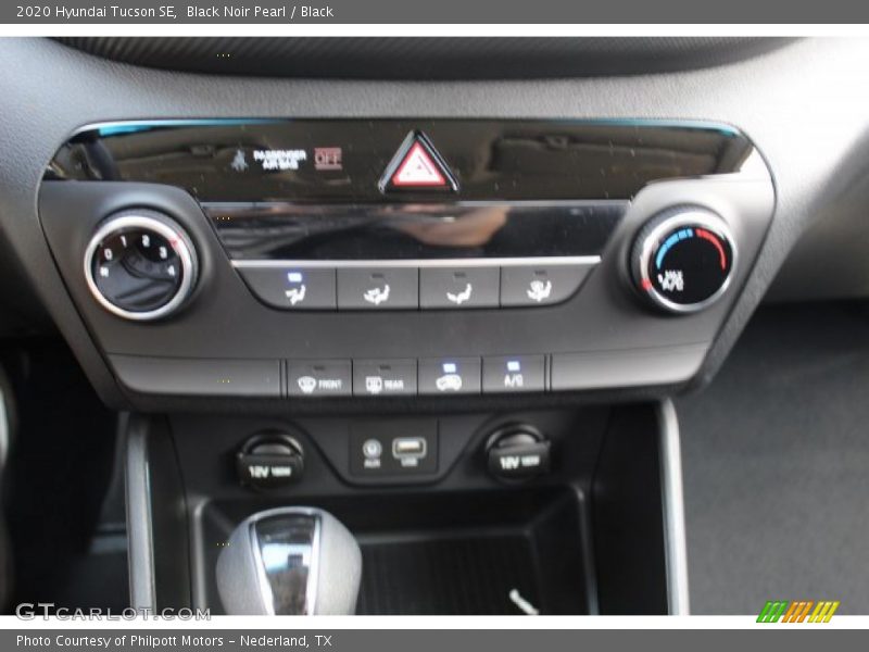 Black Noir Pearl / Black 2020 Hyundai Tucson SE