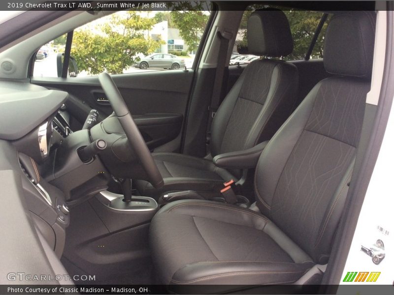 Summit White / Jet Black 2019 Chevrolet Trax LT AWD