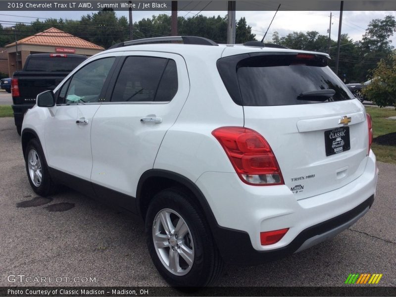 Summit White / Jet Black 2019 Chevrolet Trax LT AWD
