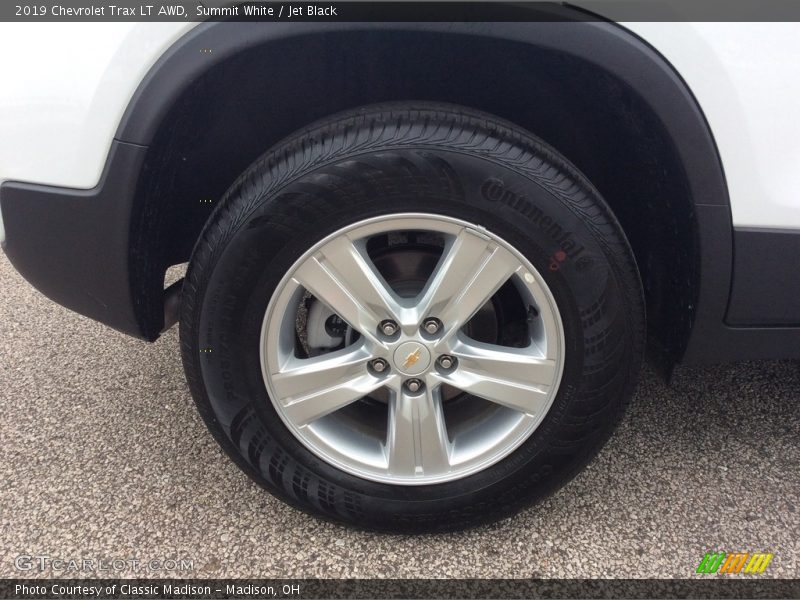 Summit White / Jet Black 2019 Chevrolet Trax LT AWD