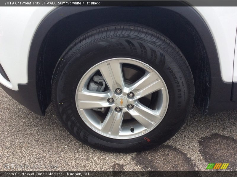 Summit White / Jet Black 2019 Chevrolet Trax LT AWD