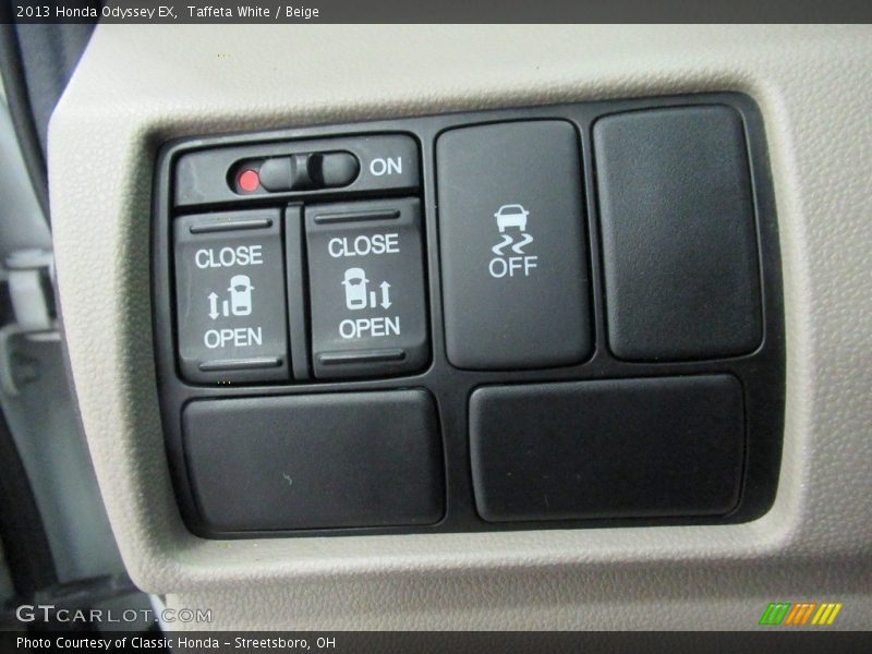Taffeta White / Beige 2013 Honda Odyssey EX