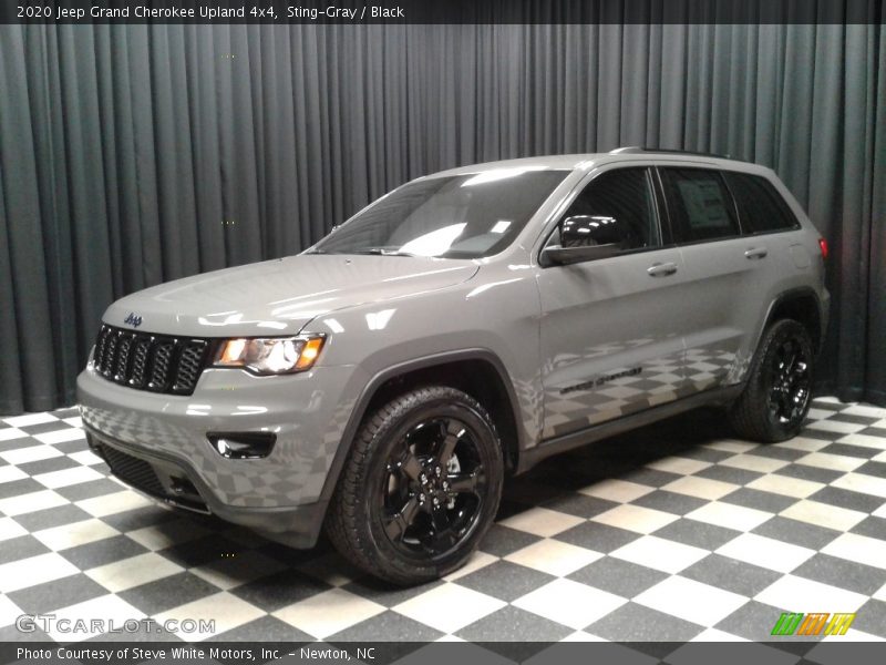 Sting-Gray / Black 2020 Jeep Grand Cherokee Upland 4x4