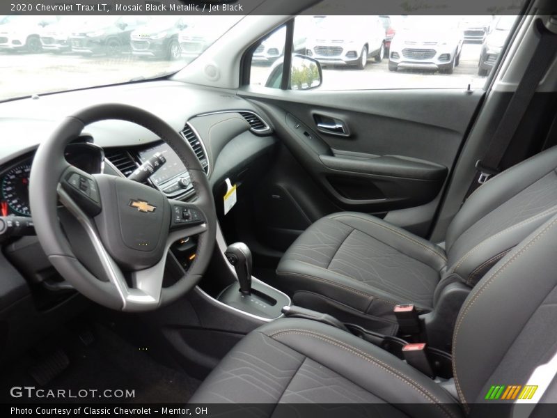 Mosaic Black Metallic / Jet Black 2020 Chevrolet Trax LT