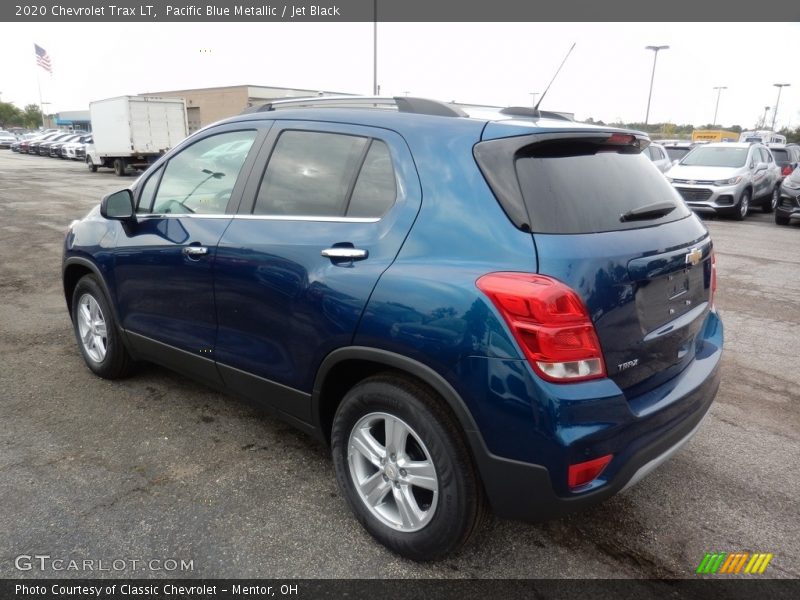 Pacific Blue Metallic / Jet Black 2020 Chevrolet Trax LT