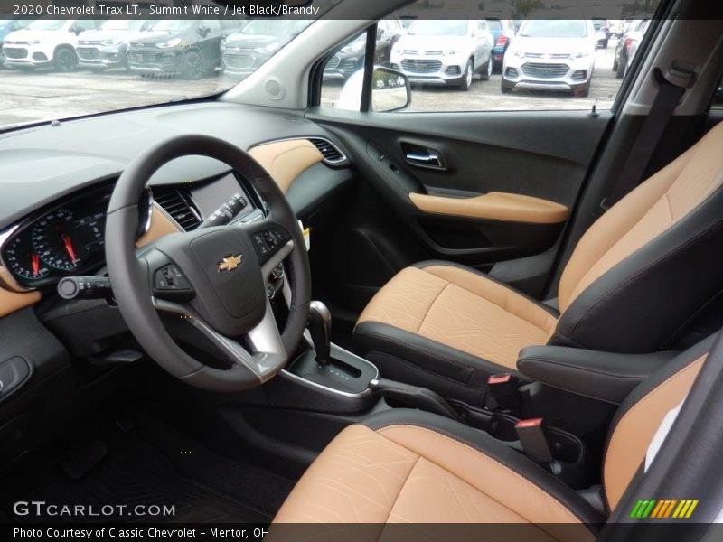 Summit White / Jet Black/Brandy 2020 Chevrolet Trax LT