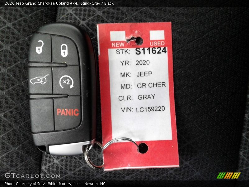 Sting-Gray / Black 2020 Jeep Grand Cherokee Upland 4x4