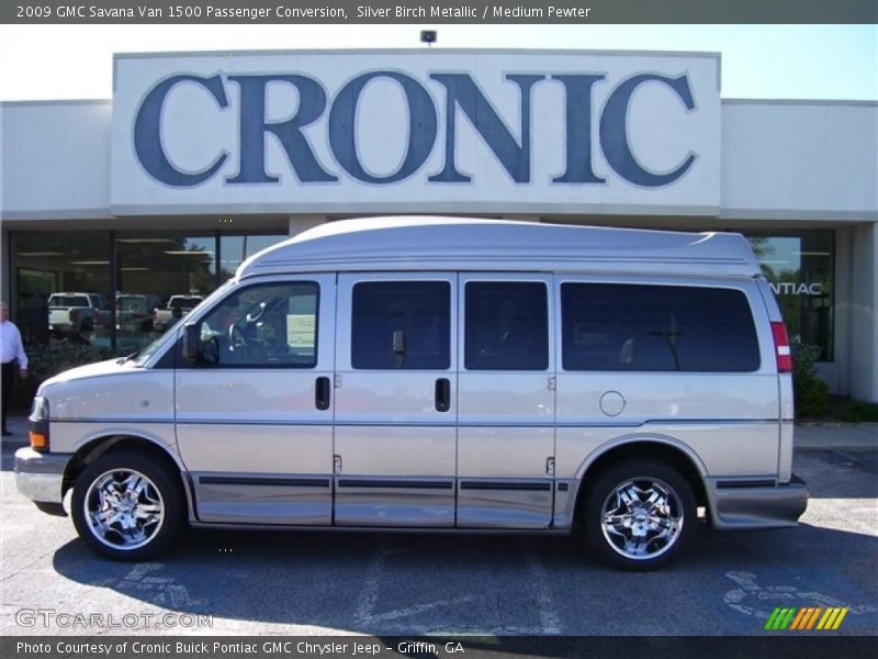 Silver Birch Metallic / Medium Pewter 2009 GMC Savana Van 1500 Passenger Conversion