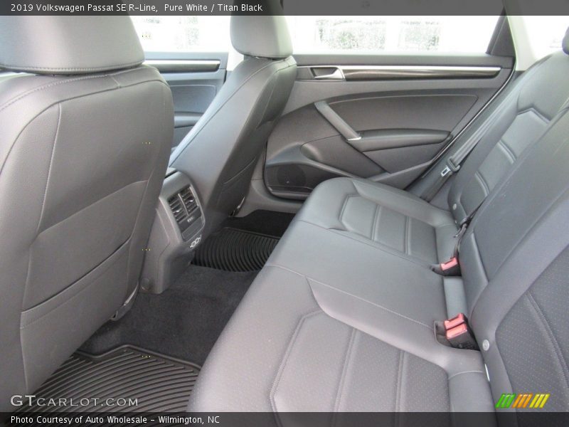 Rear Seat of 2019 Passat SE R-Line