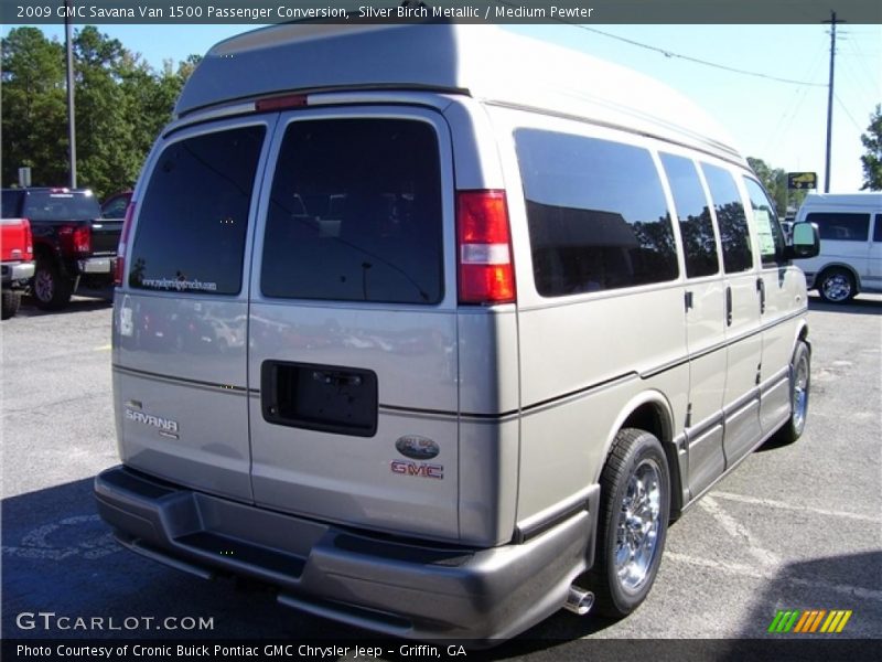 Silver Birch Metallic / Medium Pewter 2009 GMC Savana Van 1500 Passenger Conversion