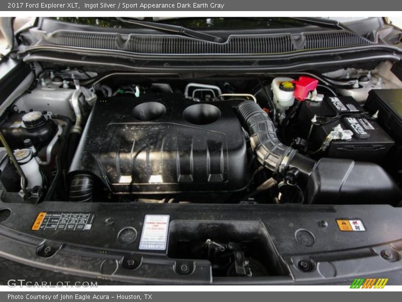 Ingot Silver / Sport Appearance Dark Earth Gray 2017 Ford Explorer XLT