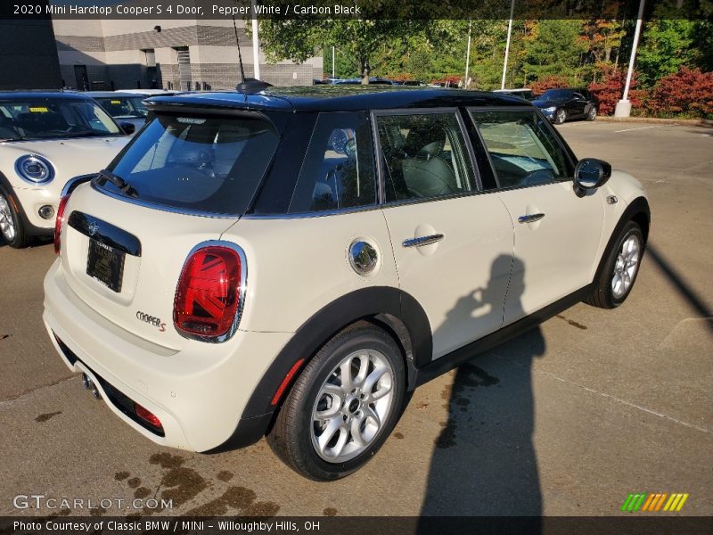 Pepper White / Carbon Black 2020 Mini Hardtop Cooper S 4 Door