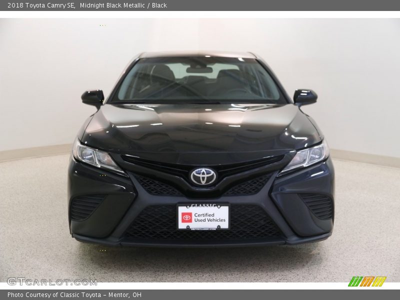 Midnight Black Metallic / Black 2018 Toyota Camry SE