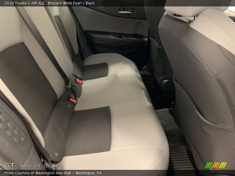 Blizzard White Pearl / Black 2019 Toyota C-HR XLE