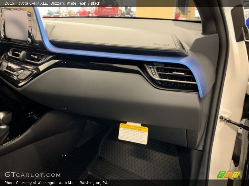 Blizzard White Pearl / Black 2019 Toyota C-HR XLE