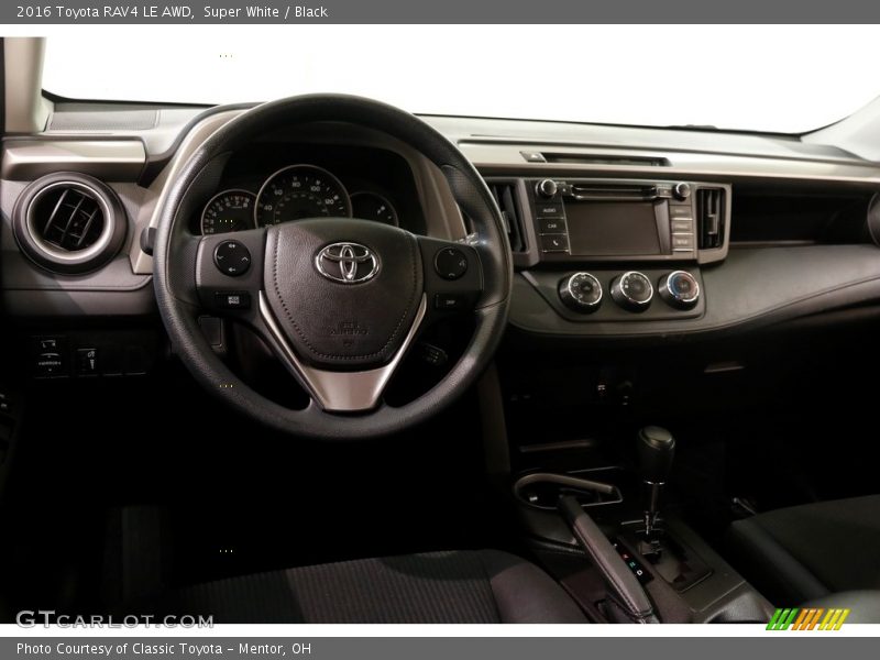 Super White / Black 2016 Toyota RAV4 LE AWD
