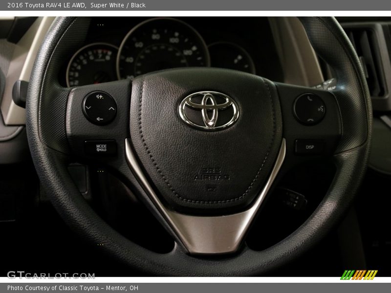 Super White / Black 2016 Toyota RAV4 LE AWD