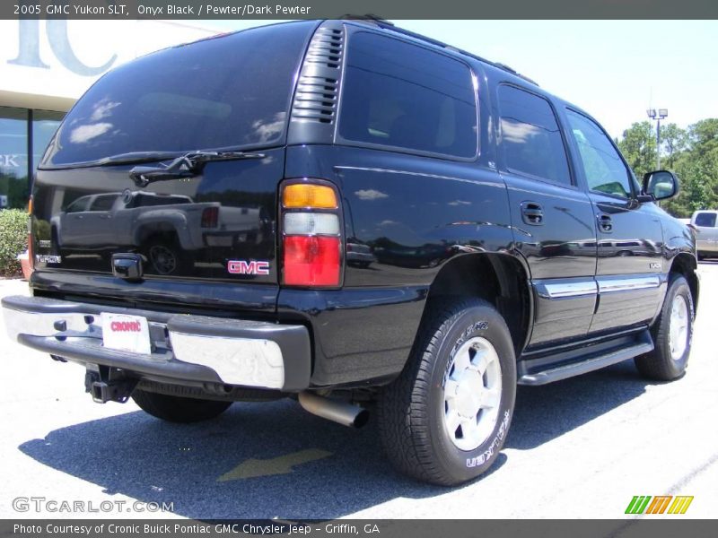 Onyx Black / Pewter/Dark Pewter 2005 GMC Yukon SLT