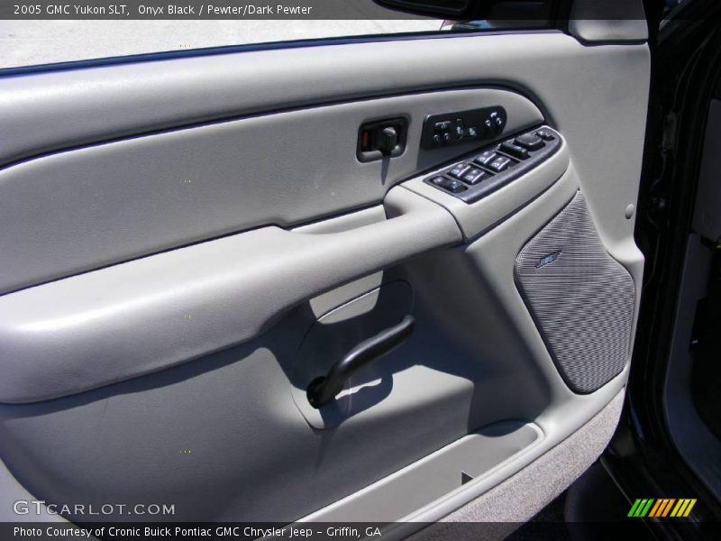 Onyx Black / Pewter/Dark Pewter 2005 GMC Yukon SLT