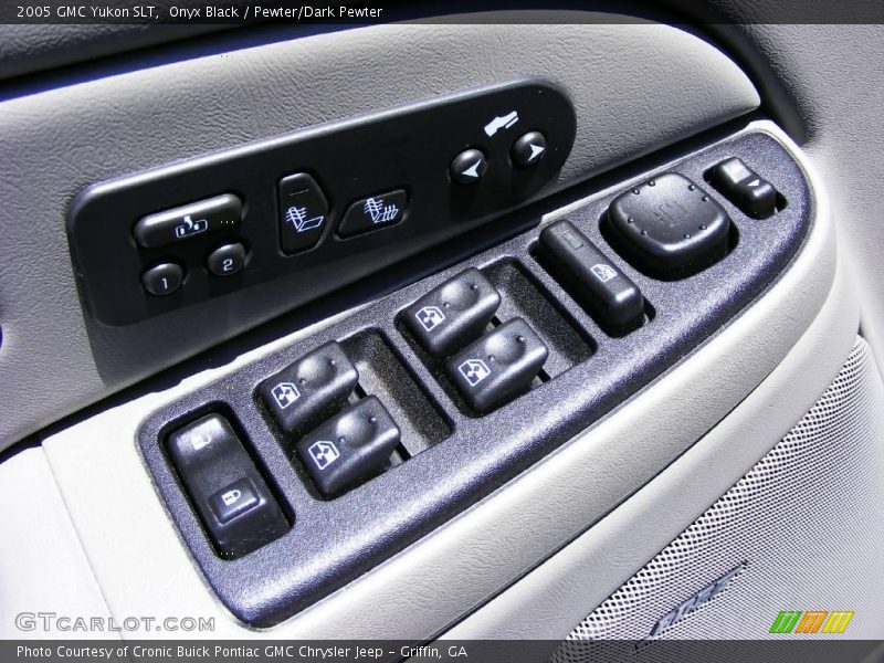 Onyx Black / Pewter/Dark Pewter 2005 GMC Yukon SLT
